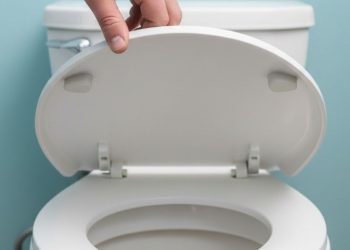 Klozet kapağını açık bırakanlar büyük tehlikede